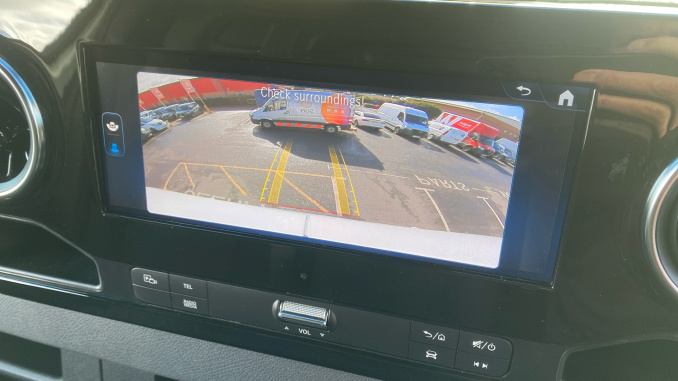 Mercedes-Benz Sprinter E314 L3 Electric Rwd 100kW 81kWh Pro Van Auto - Image 2